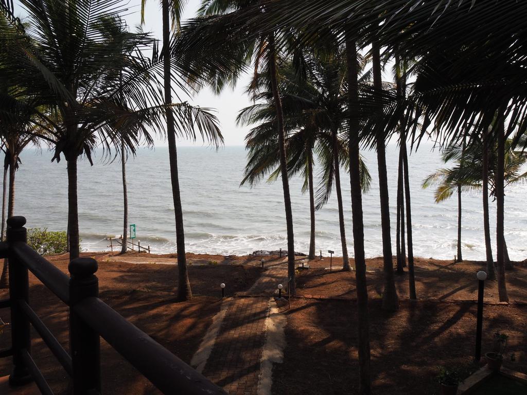 Kanbay Beach Resort Kannur Esterno foto